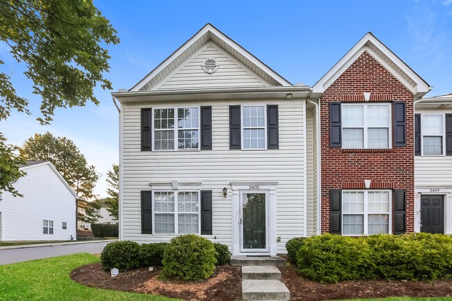 Building Photo - Beautiful Townhome Available for Rent
