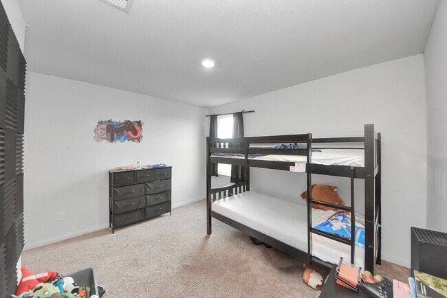 Building Photo - 7943 Vacek Meadows Loop