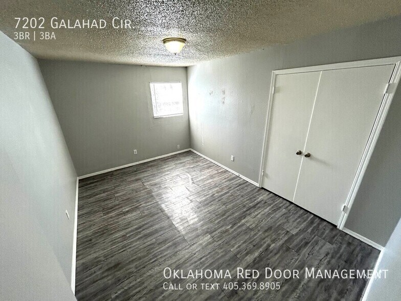Building Photo - 7202 Galahad Cir