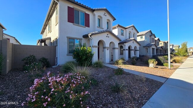 Primary Photo - 4242 S 58th Dr