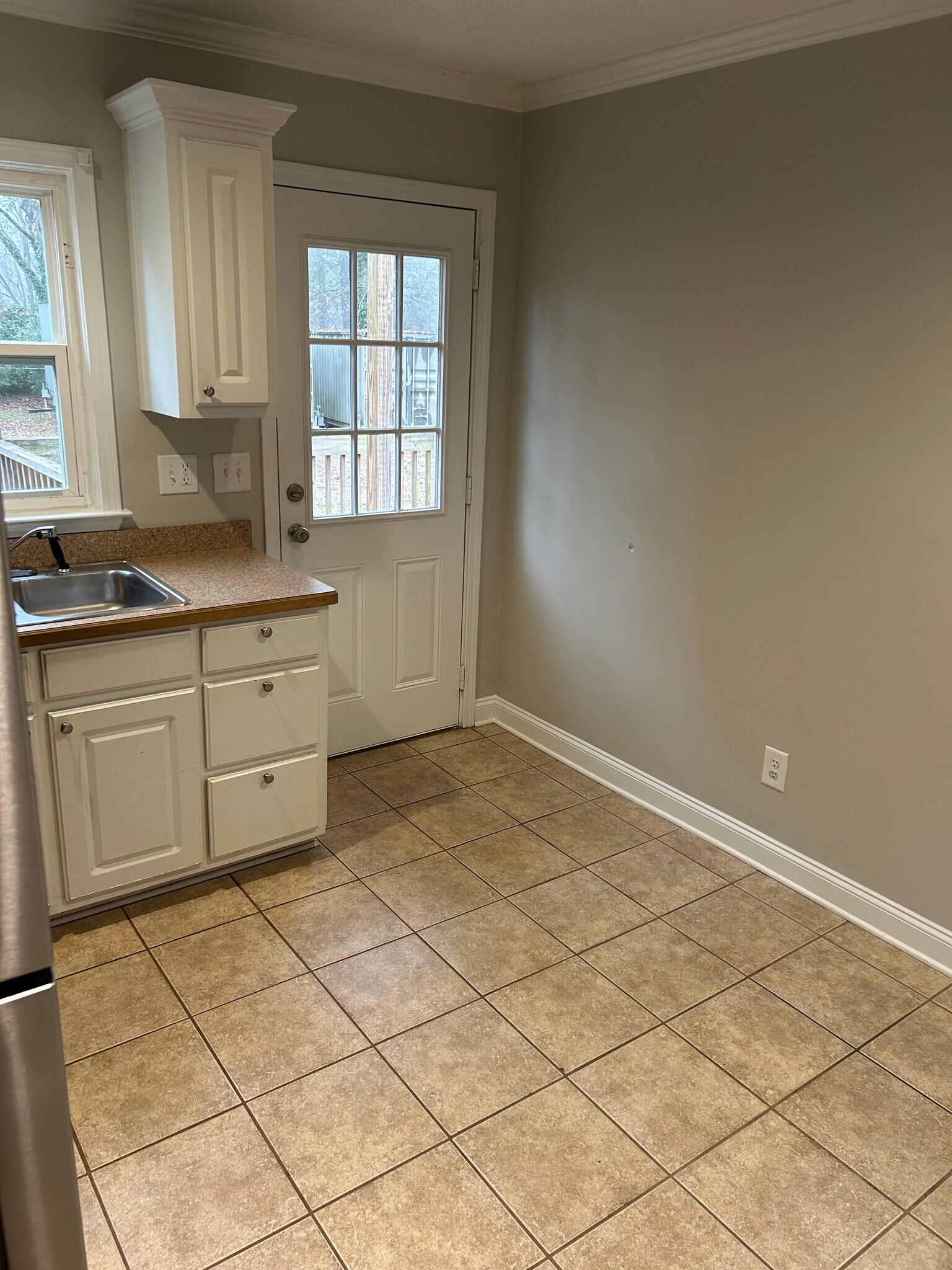 Building Photo - 272 Buena Vista Ct