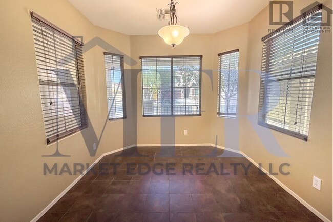 Building Photo - 3Bed/2Bath House in Buckeye! Ready for Immediate Move-In! -- FENCED-IN YARD!