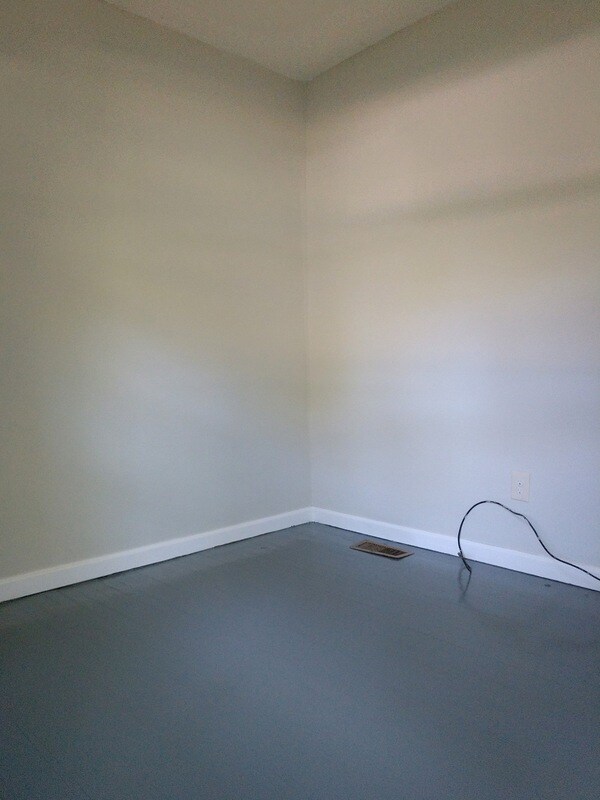 Building Photo - 4207 Dinglewood Ave