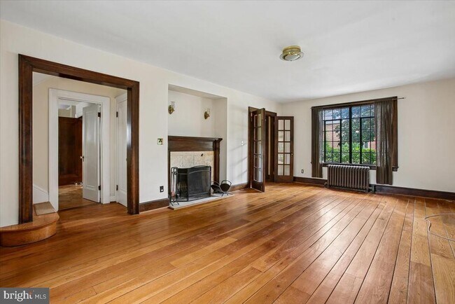 Building Photo - 4602 De Russey Pkwy