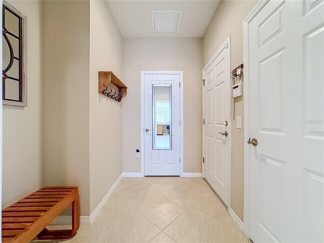 Building Photo - 11230 Sandhill Preserve Dr