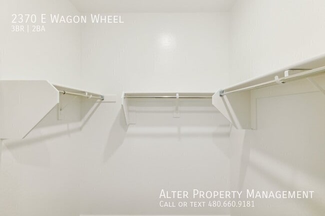 Building Photo - 2370 Wagon Wheel Ln