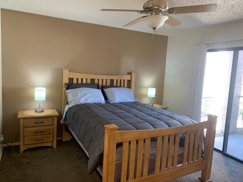 Remodeled, Move-In-Ready Condo in North Glendale - 5757 W Eugie Ave