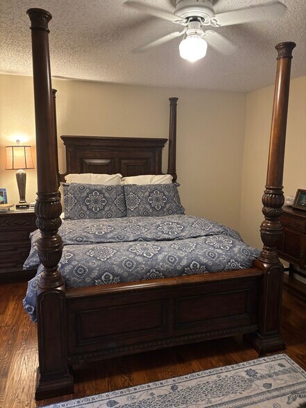 Building Photo - 224 Simmons Dr