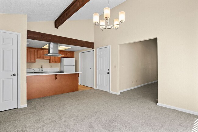 Building Photo - 2332 Imran Dr