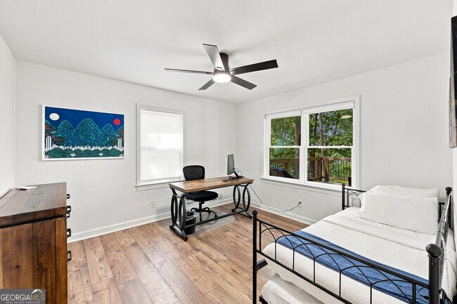 Building Photo - 4225 Twin Rivers Dr