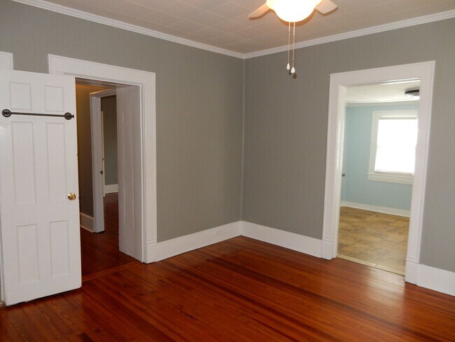 Building Photo - Allison/434