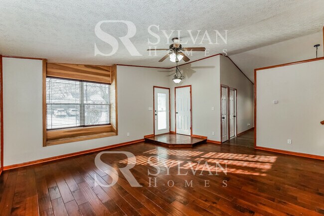 Building Photo - At Last, This Is What You Have Been Searching For!