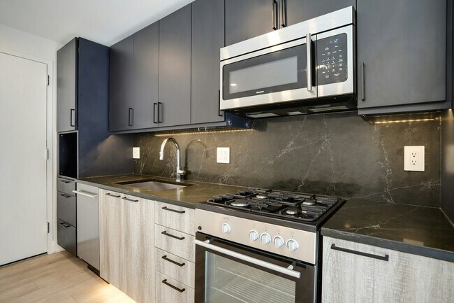 Building Photo - 1716 14th St NW