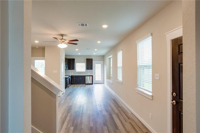 Building Photo - 17404 Bay Skipper Dr