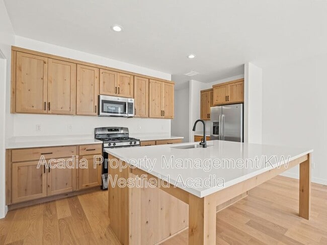 Building Photo - 226 E 860 S