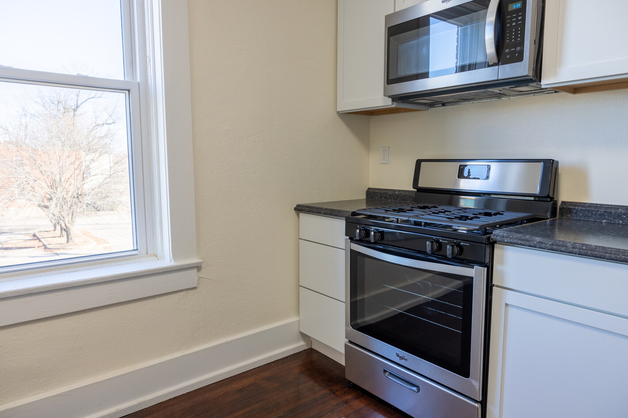 Building Photo - 537 Denison