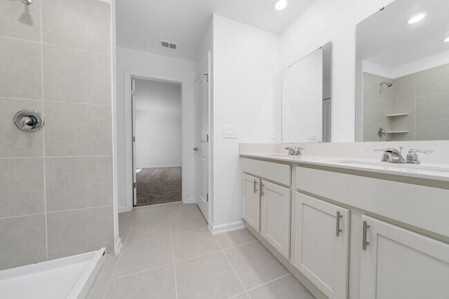 Building Photo - 5858 Le Marin Wy