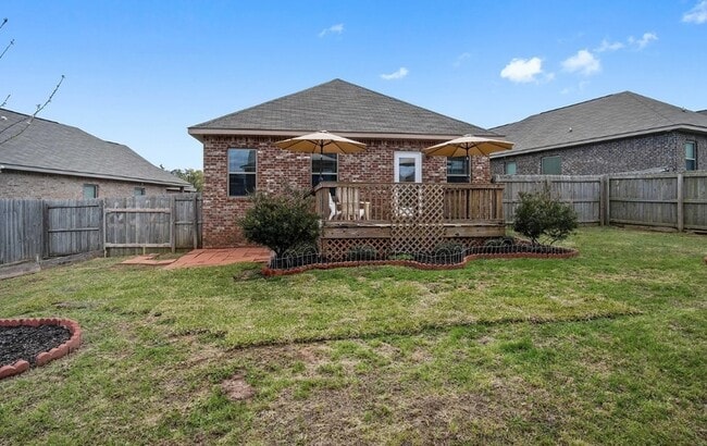 Building Photo - 2492 Bentridge Dr W