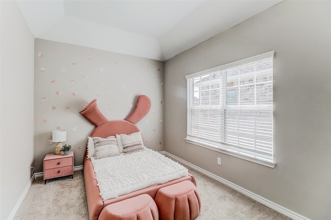 Building Photo - 416 Sonata St