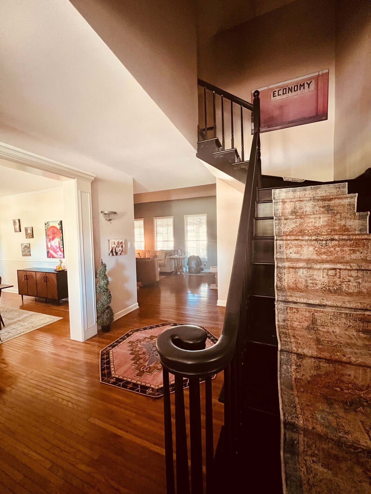 Building Photo - 401 Foxwood Dr