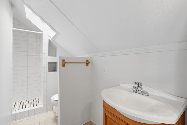 Building Photo - Charming Bungalow with Spacious Loft Suite and Large Backyard