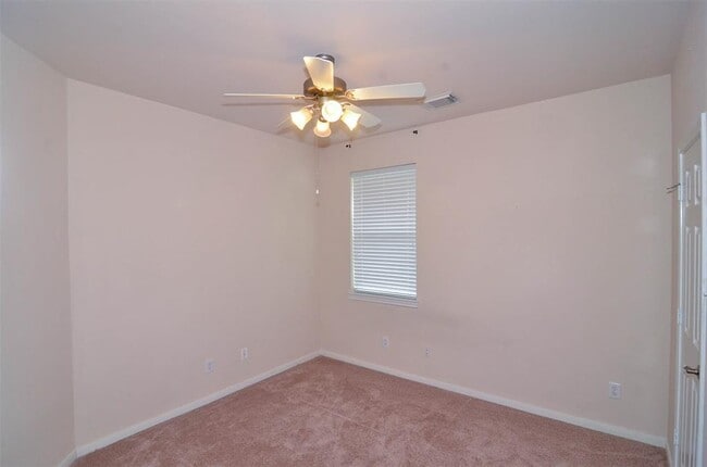 Building Photo - 20302 Windsor Trace Ln
