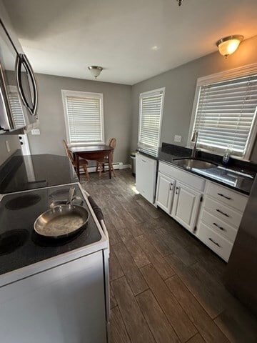 Building Photo - 22 Forest St