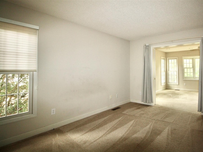 Building Photo - 163 Hunter Trail