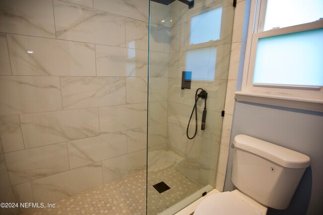 Building Photo - 3542 Sheldrake Dr
