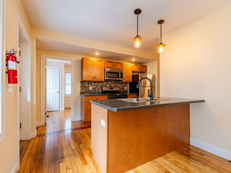 Building Photo - 40 Blodgett St