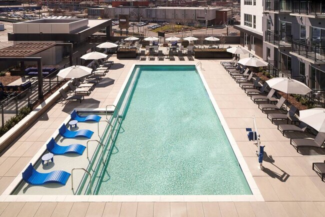 Building Photo - 516 Lea Ave