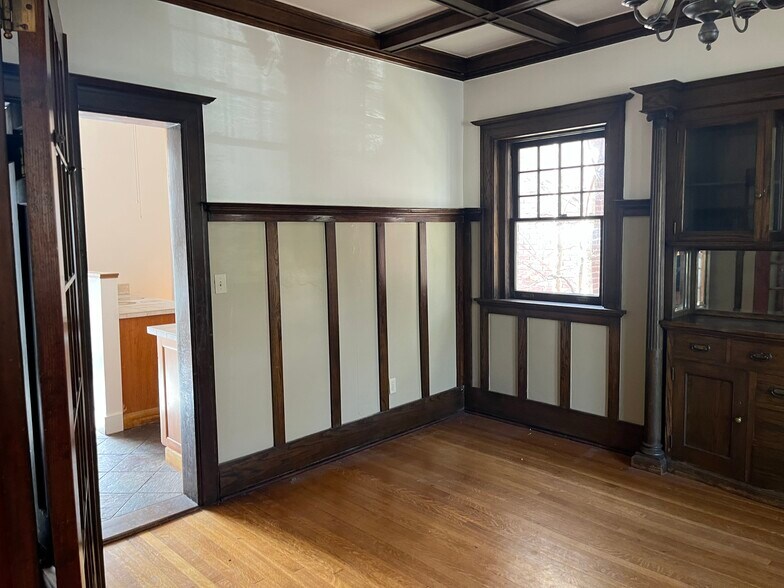 Building Photo - 1263 Milwaukee St