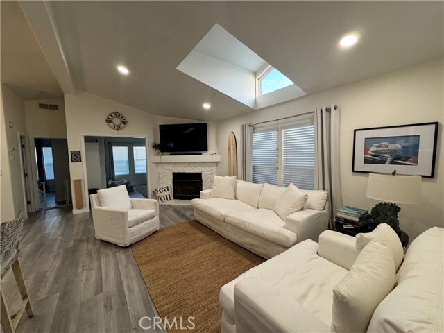 Building Photo - 21851 Newland St