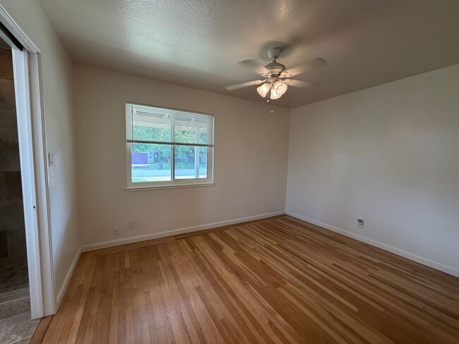 Building Photo - Gorgeous Rancho Cordova Home on Large Corner Lot!