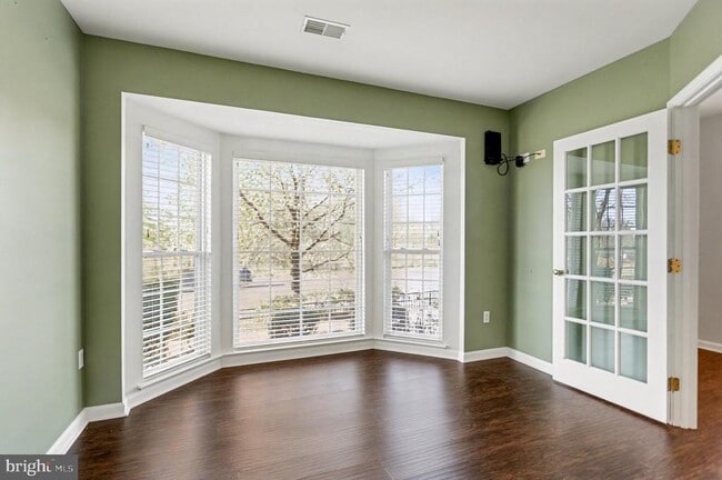 Primary Photo - 5034 Strawbridge Terrace