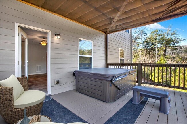 Building Photo - 309 Trappers Bluff