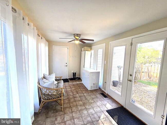 Building Photo - 5270 Ellicott Dr