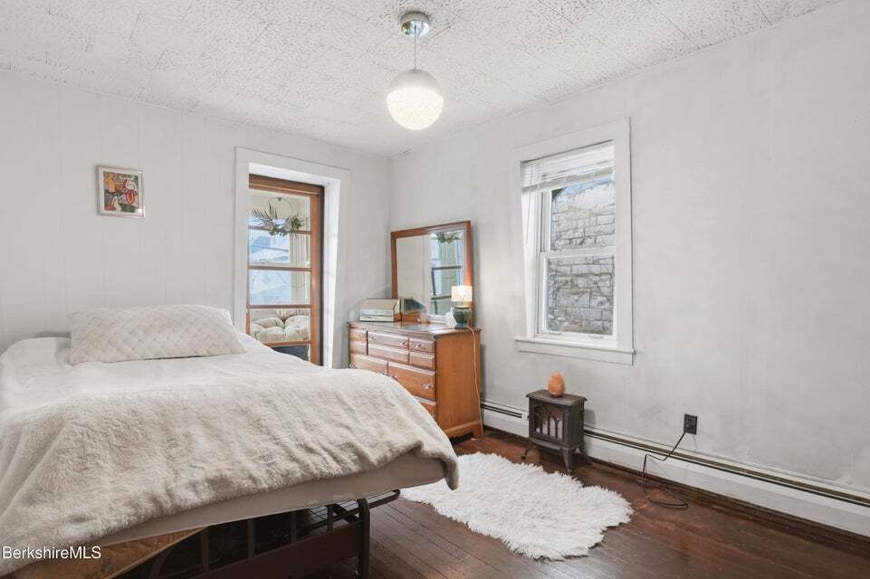 Building Photo - 9 Lincoln St