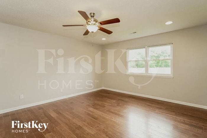 Building Photo - 11103 Vista Haven Dr