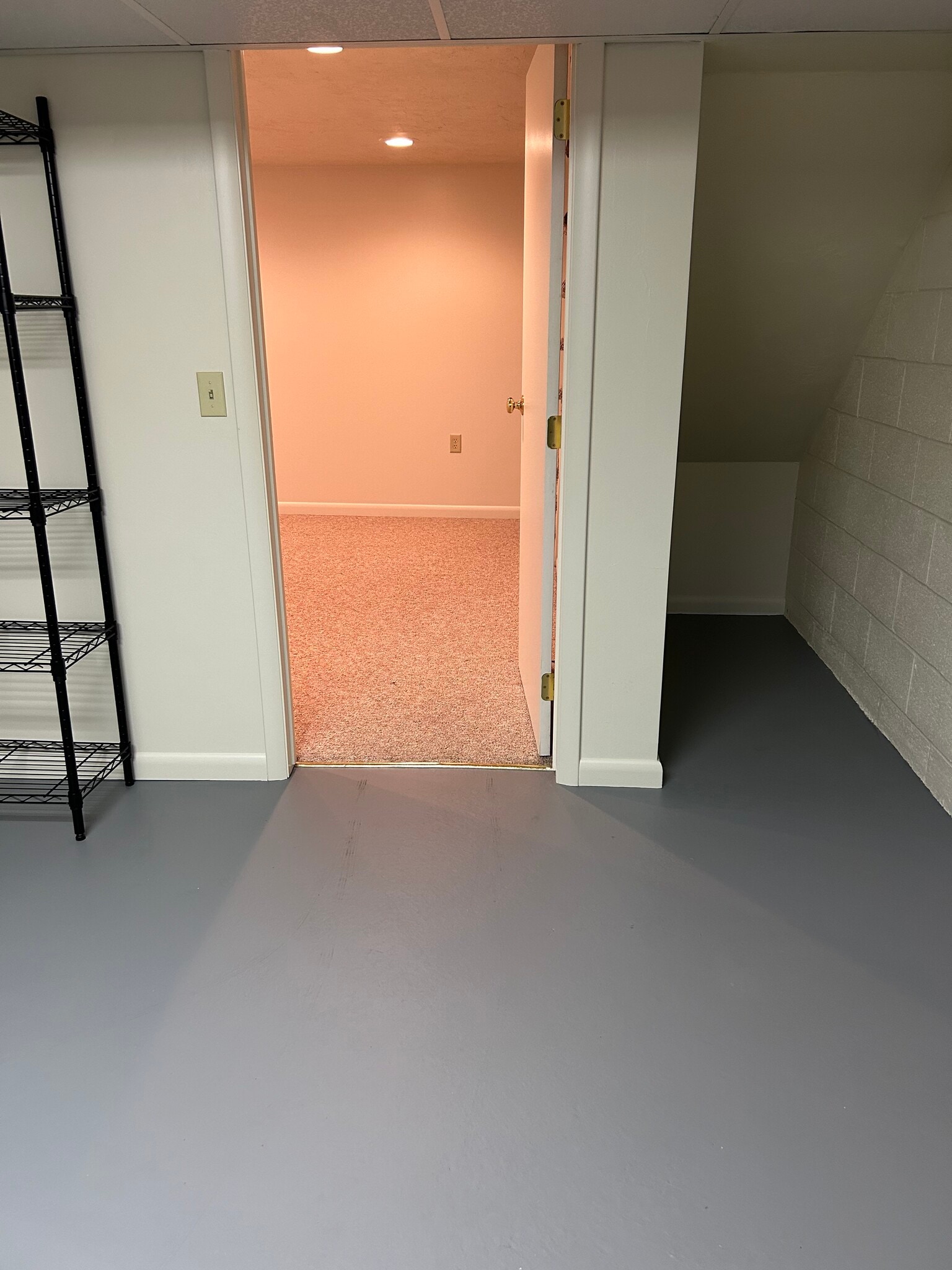Unfinished Basement & Storage - 108 Oak Rd