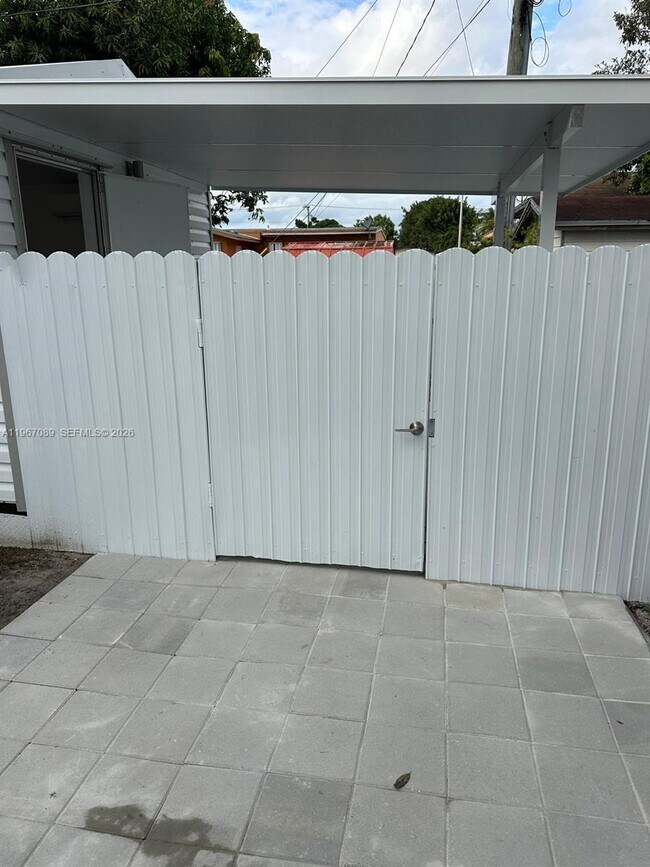 Building Photo - 235 W 16th St