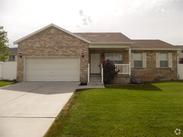 Building Photo - 4059 Lake Mountain Dr