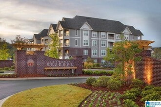 Building Photo - 3118 Reserve Ct