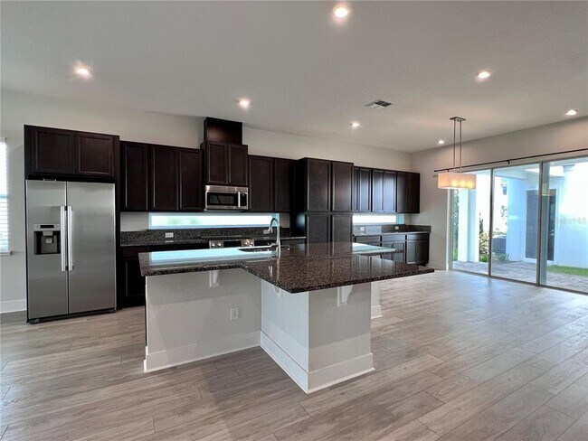 Building Photo - 8255 Nemours Pkwy