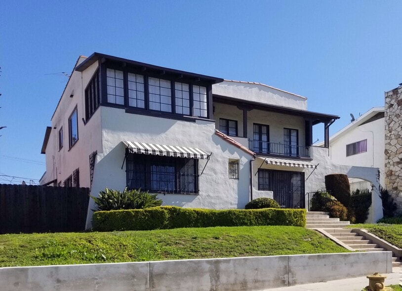 Building Photo - 3919 W 27th St