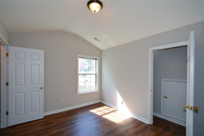 Building Photo - 3063 Grace Ct