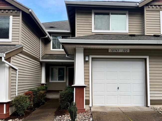 Building Photo - 10743 SW Canterbury Ln