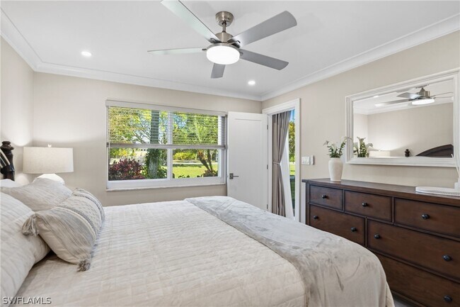 Building Photo - 682 Broad Ave S