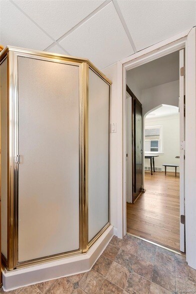 Building Photo - 15450 Lola Dr
