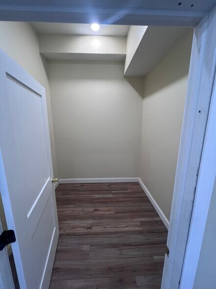 Building Photo - 1314 11th Ave